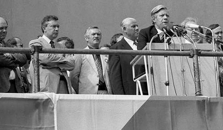 Der deutsche Bundeskanzler Helmut Schmidt beim Europa-Wahlkampf 1979