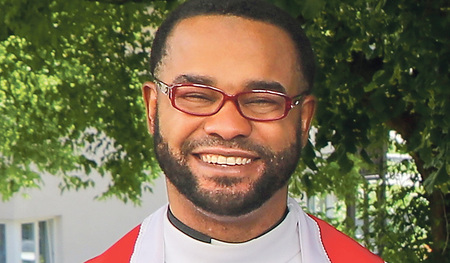 Pfarrer Richard Ozoude