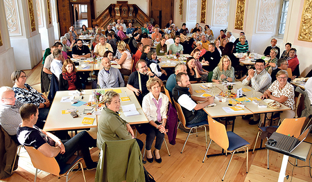 Starttreffen im Stift Lambach.   