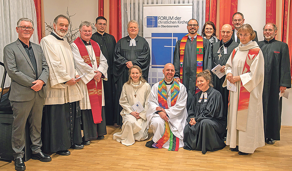 Ökumene Der Christlichen Kirchen: Um Die Einheit Beten