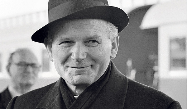Erzbischof Karol Wojtyła von Krakau 1972 zu Besuch in Wien. Niemand ahnte, dass er ein „Rekordpapst“ werden würde. 2014 wurde Papst Johannes Paul II. heiliggesprochen.
