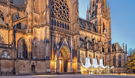 Der Gottesdienst findet im Mariendom statt. / © Diözese Linz / Martin Steinkellner Der Gottesdienst findet im Mariendom statt.