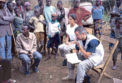 Bei einem Einsatz in Ruanda 1994/95  für die UN-Menschenrechtsorganisation. 
