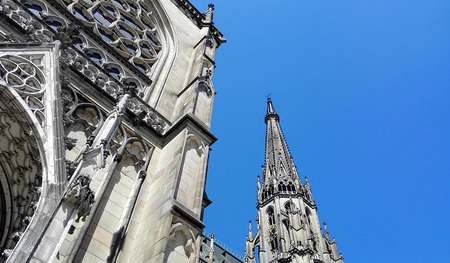 Der Mariendom ist 'Kulisse' für das Fest für die Erde