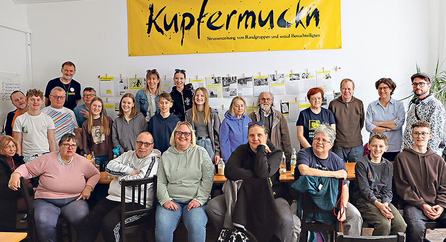 Die Altenberger Firmlinge besuchten die Kupfermuckn-Redaktion.    