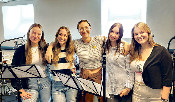 Beim gemeinsamen Komponieren haben die Schülerinnen des ORG  Vöcklabruck viel gelernt.  