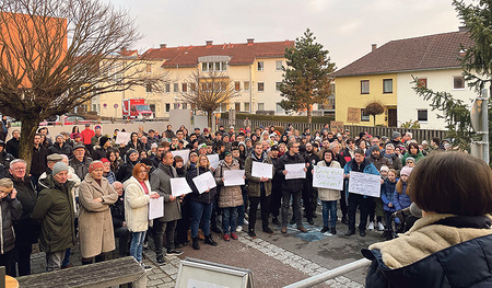 Walding steht hinter Familie ­Galstyan. 300 Menschen protestierten am Wochenende für das Bleiberecht.    