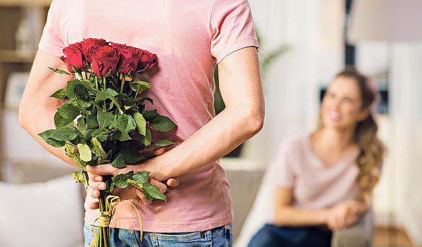 Valentinstag ist der Tag der Blumengeschenke. Vielerorts gibt es zudem Segnungen.  