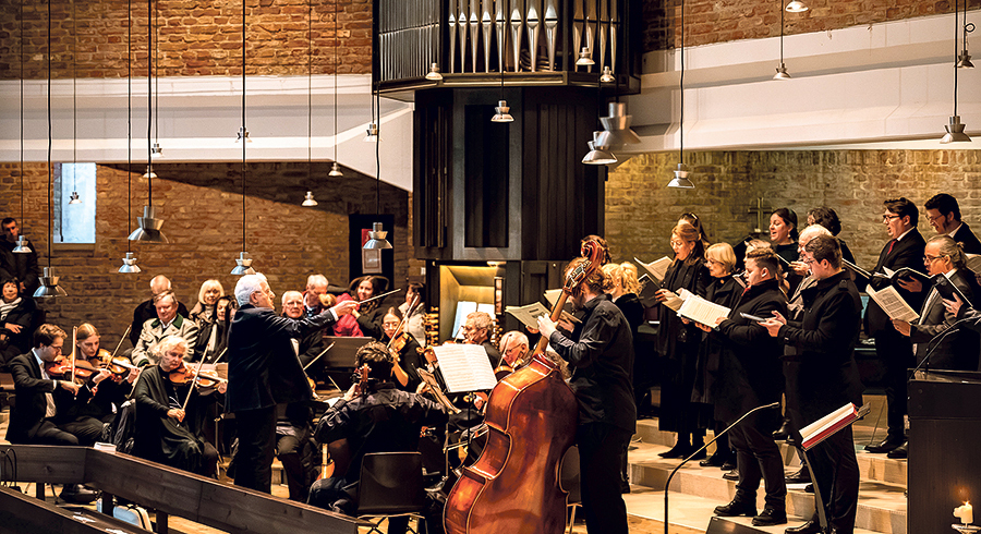 Cantus Michaelis mit Leondinger Symphonieorchester. / Jürgen Wagner Cantus Michaelis mit Leondinger Symphonieorchester.