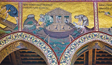 Tiere besteigen die Arche des Noah (Noach), Mosaik aus der Kathedrale von Monreale, Sizilien. 