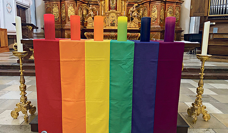 Die Gottesdienste werden in der Linzer Ursulinenkirche gefeiert.  