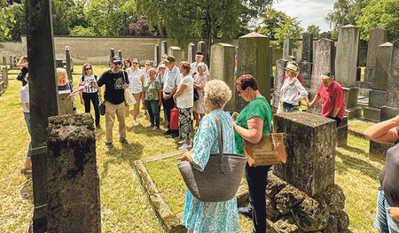 Führung auf dem jüdischen Friedhof  